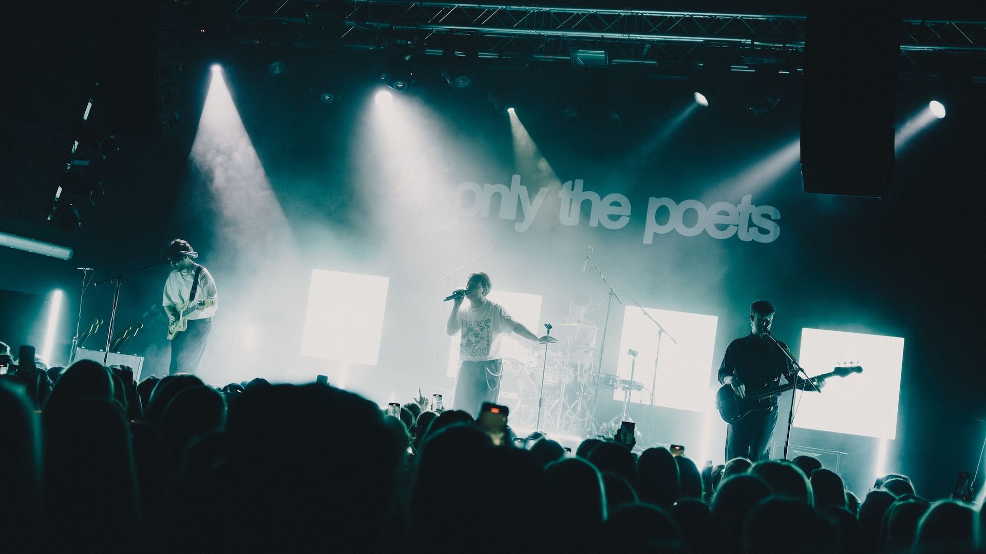 only-the-poets-a-jejich-cesta-mezi-hvezdami-2
